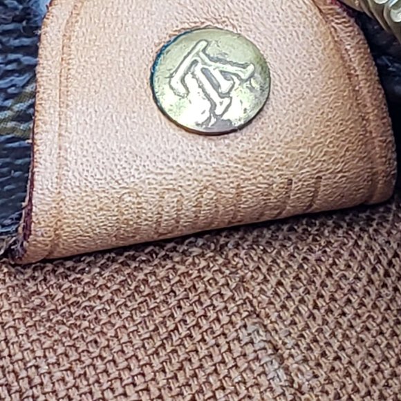 100% Authentic Louis Vuitton Cabas Mezzo Brown Monogram Tote Bag - Picture 13 of 15